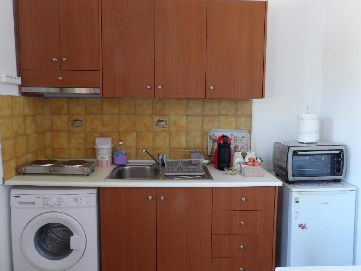Teo 1 Apartment Goúves Eksteriør bilde
